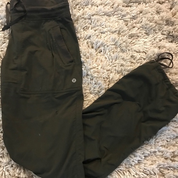 Navy green lululemon studio pants. - Picture 3 of 3